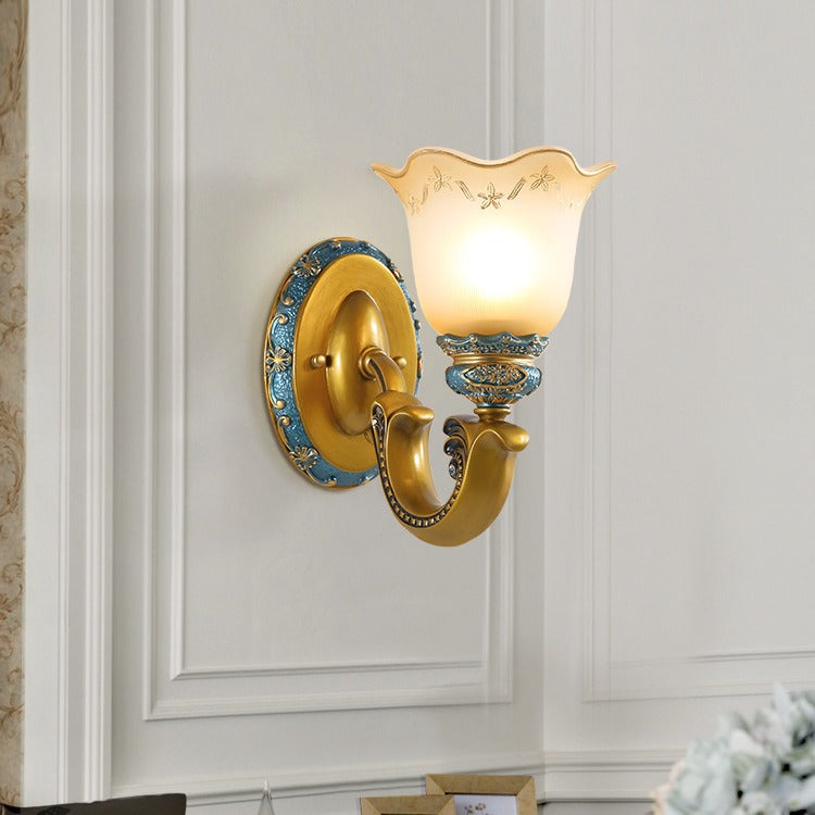 Morning Glory Iron Resin Wall Lamp