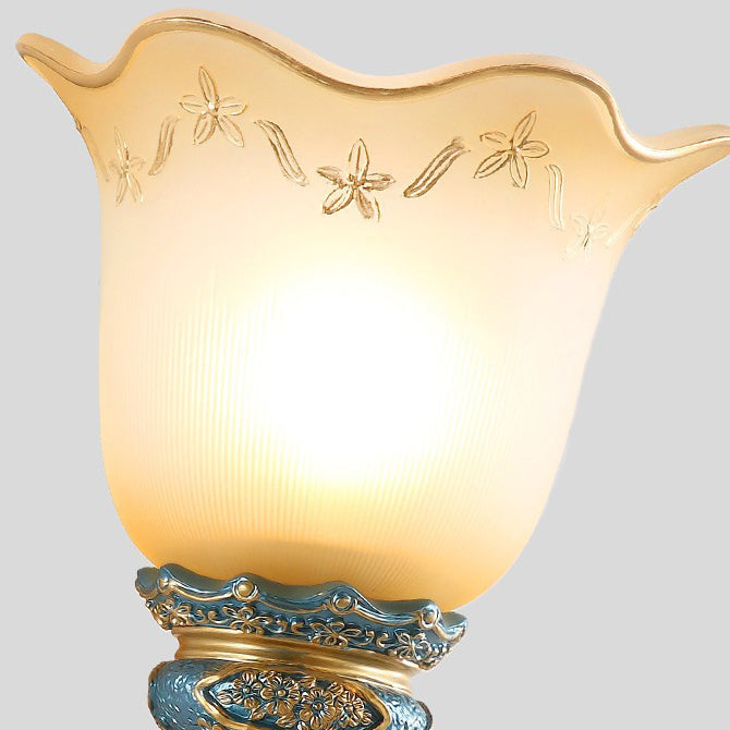 Morning Glory Iron Resin Wall Lamp