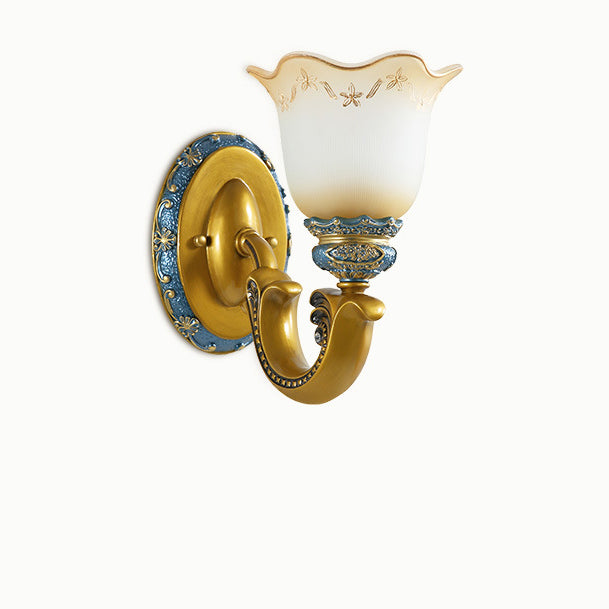 Morning Glory Iron Resin Wall Lamp
