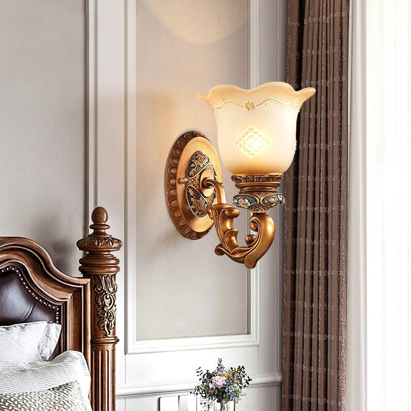 Morning Glory Resin Glass Wall Lamp