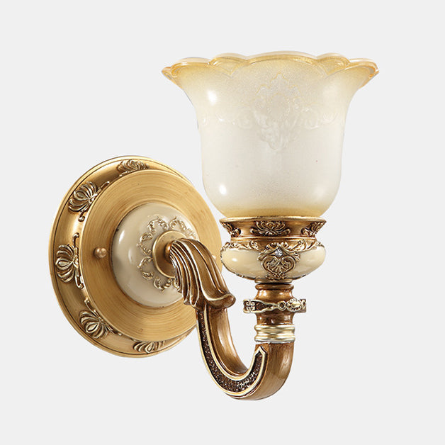 Morning Glory Iron Resin Wall Lamp