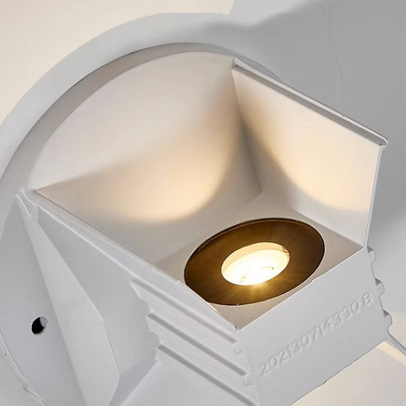 Aluminum Round Triangular Beam Wall Lamp