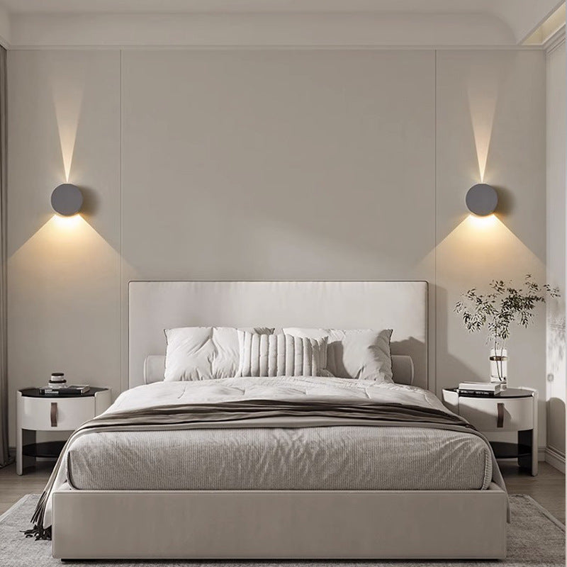 Aluminum Round Triangular Beam Wall Lamp