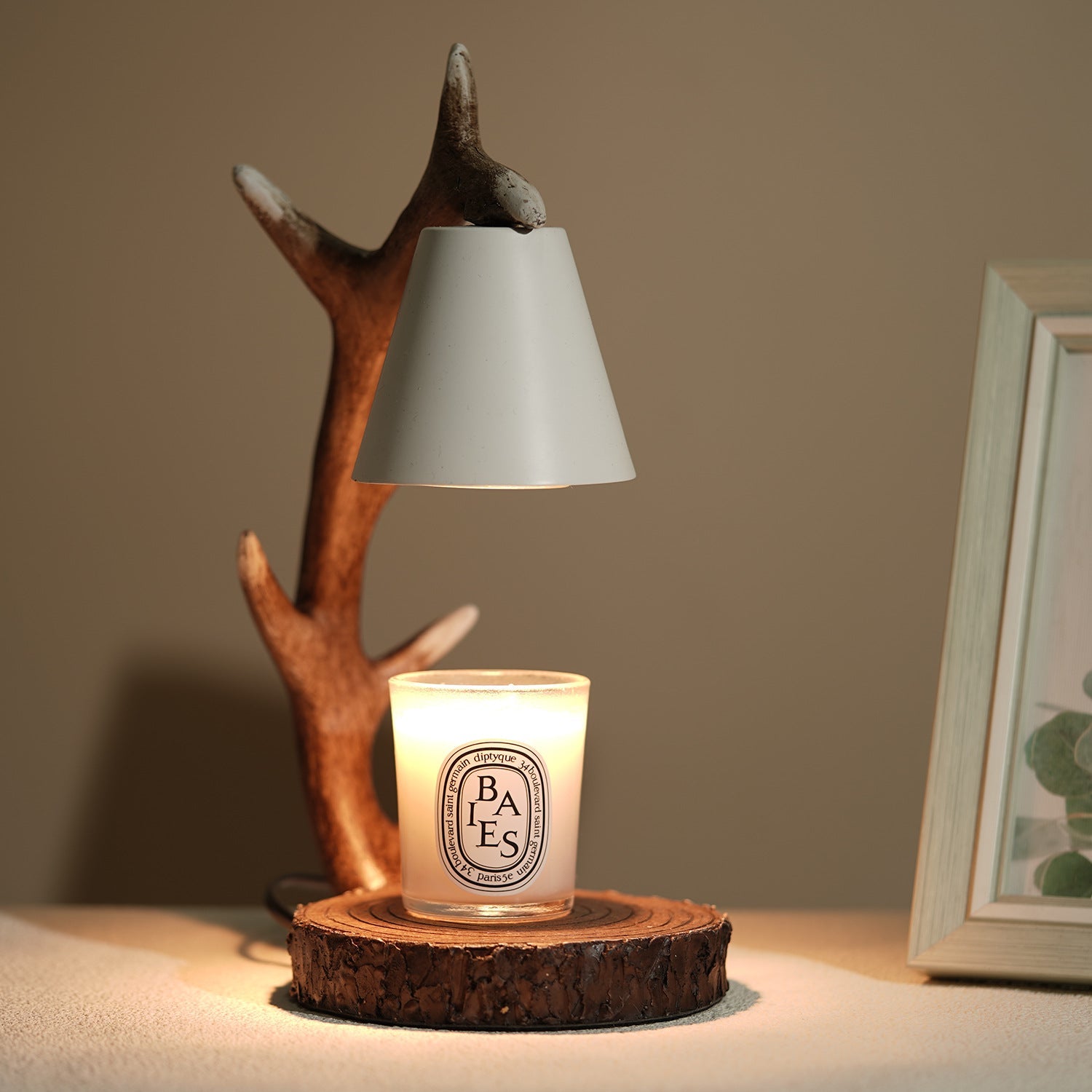 Antler Resin Hardware Aromatherapy Table Lamp