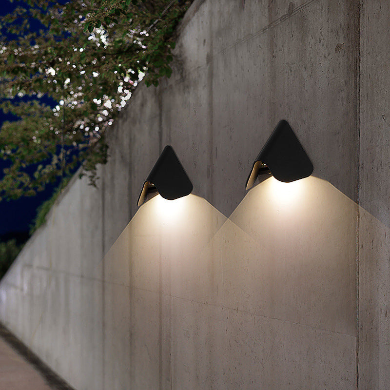 Triangle PC Aluminum Garden Outdoor Light