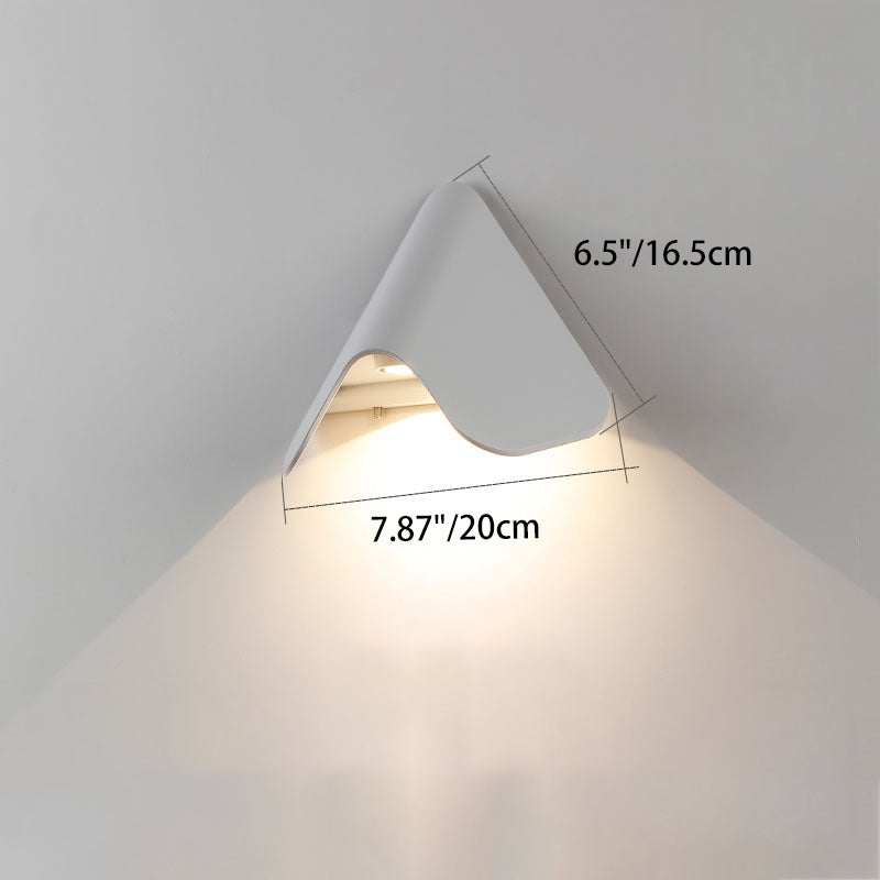 Triangle PC Aluminum Garden Outdoor Light