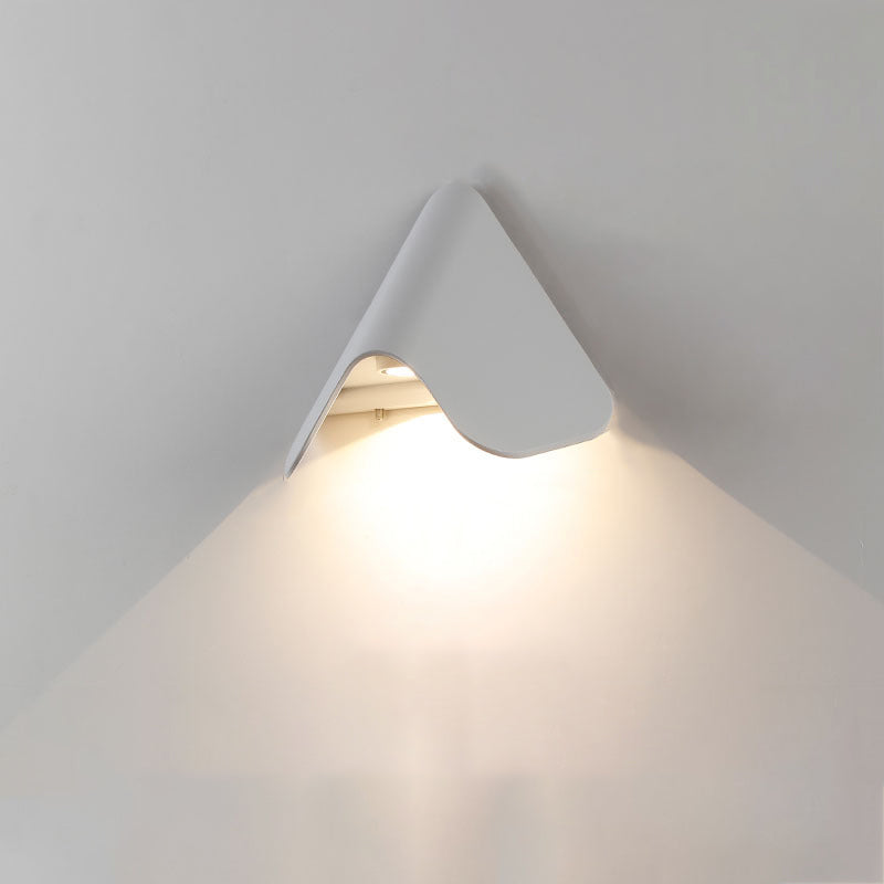 Triangle PC Aluminum Garden Outdoor Light