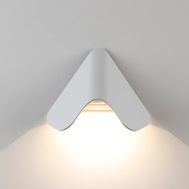 Triangle PC Aluminum Garden Outdoor Light