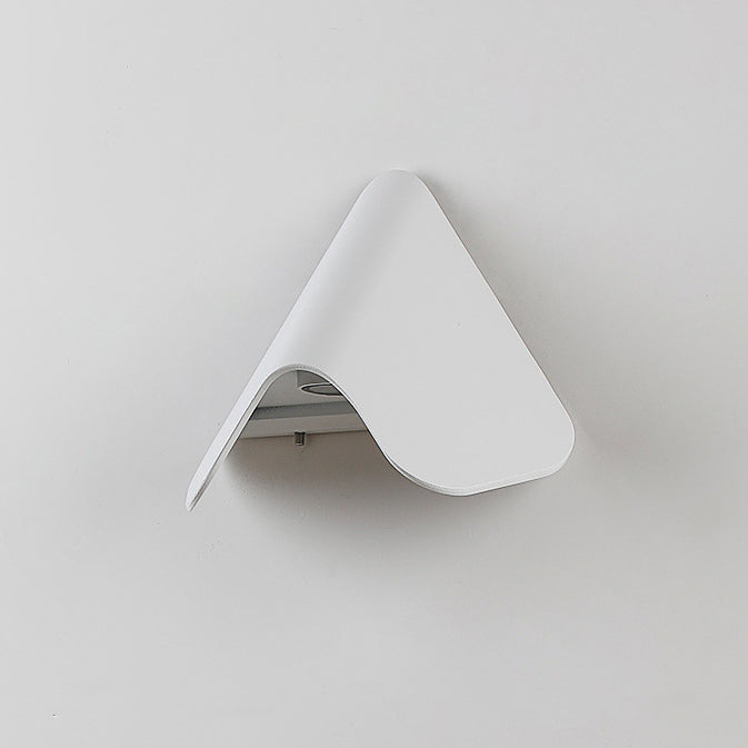 Triangle PC Aluminum Garden Outdoor Light