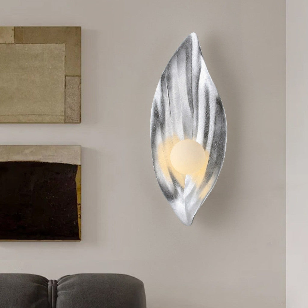 Resin Glass Leaf-Shaped Globe Wall Lamp