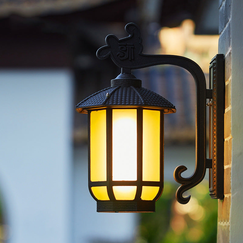 Aluminum Glass Round Lantern Outdoor Light