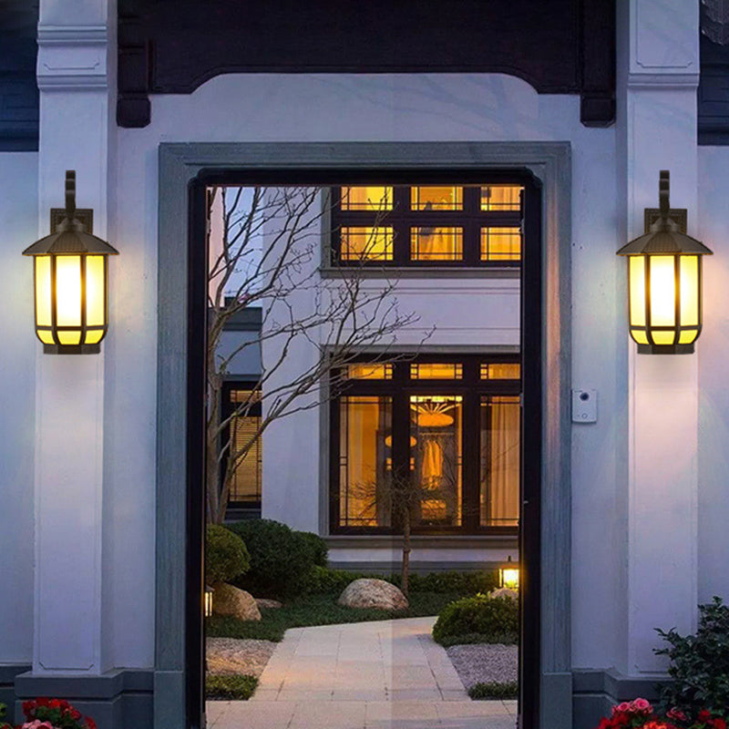 Aluminum Glass Round Lantern Outdoor Light