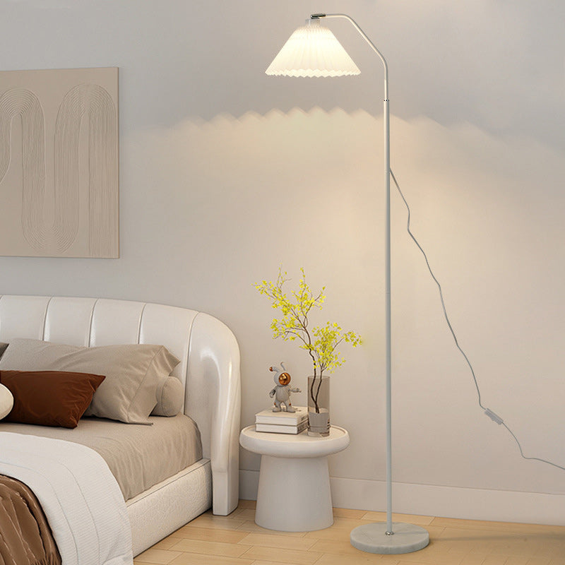 Iron Fabric Pleated Cylinder Floor Lamp