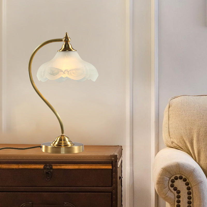 Brass Glass Floral-Shaped Living Table Lamp