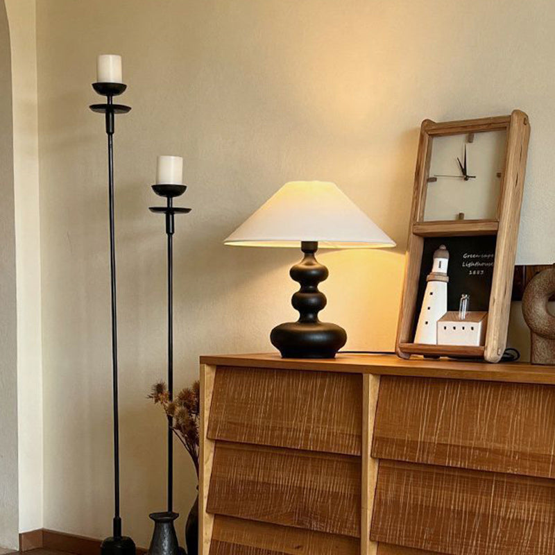 Ash Wood Fabric Gourd-Shaped Table Lamp