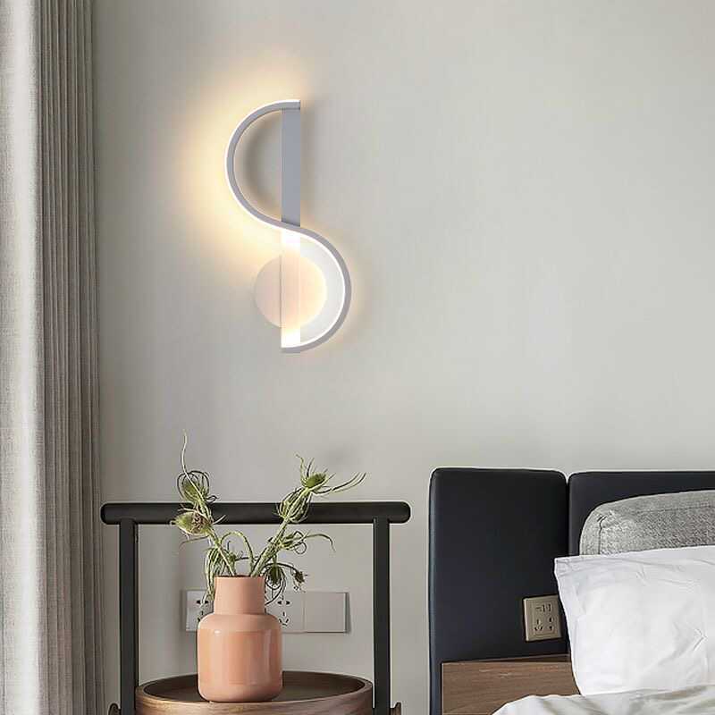 Iron Silicone Musical Curve Wall Lamp