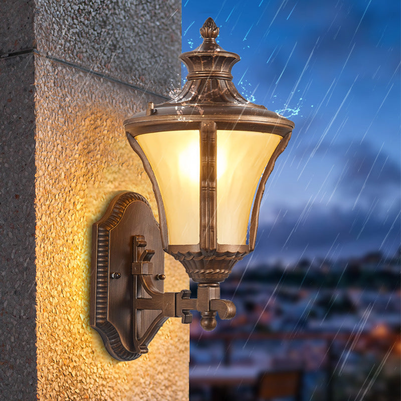 Aluminum Glass Conical Garden Outdoor Light