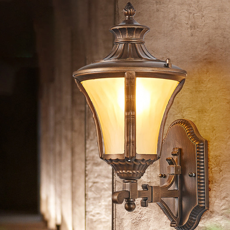 Aluminum Glass Conical Garden Outdoor Light