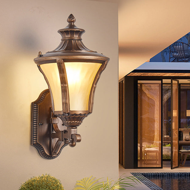 Aluminum Glass Conical Garden Outdoor Light