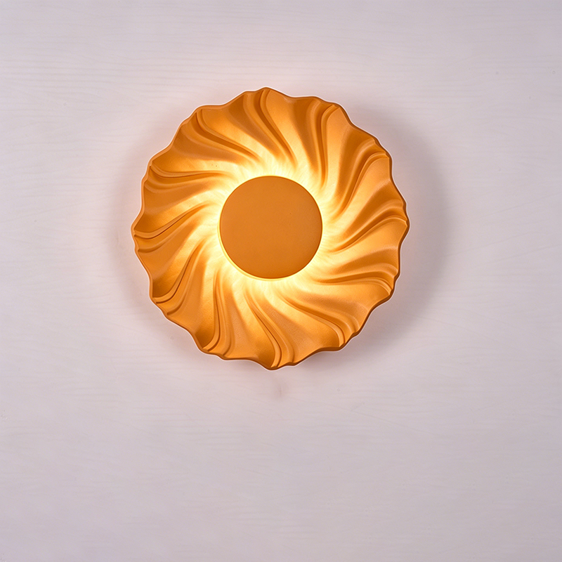 Resin Swirl-Shaped Living Room Wall Lamp