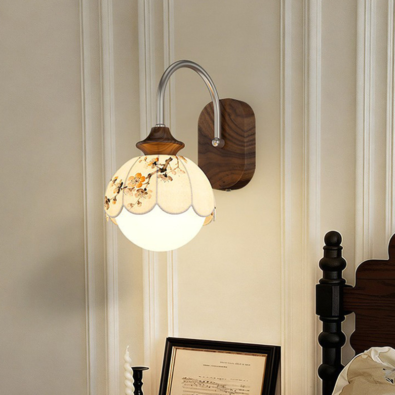 Floral Print Iron Fabric Wall Lamp