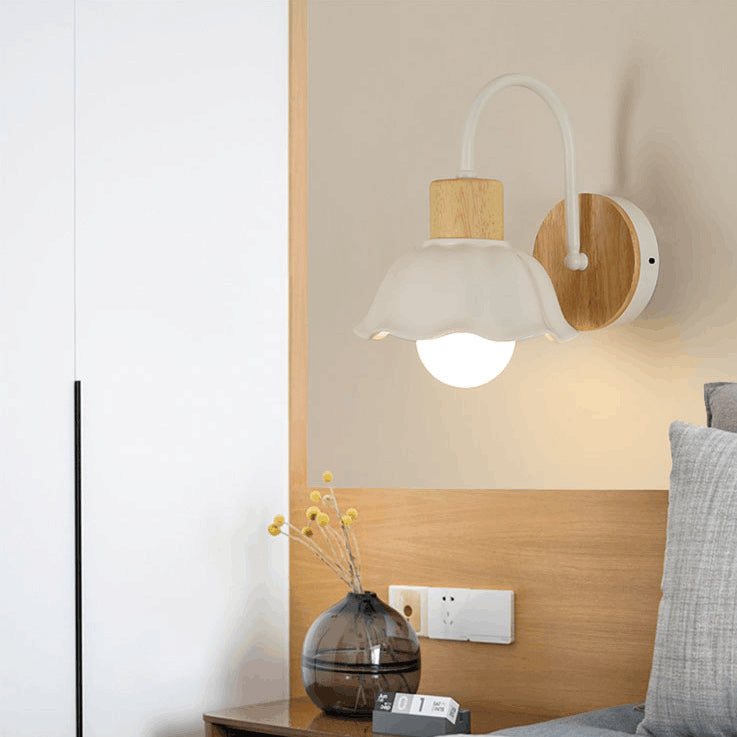 Acrylic Ceramic Glass Flower Wall Lamp