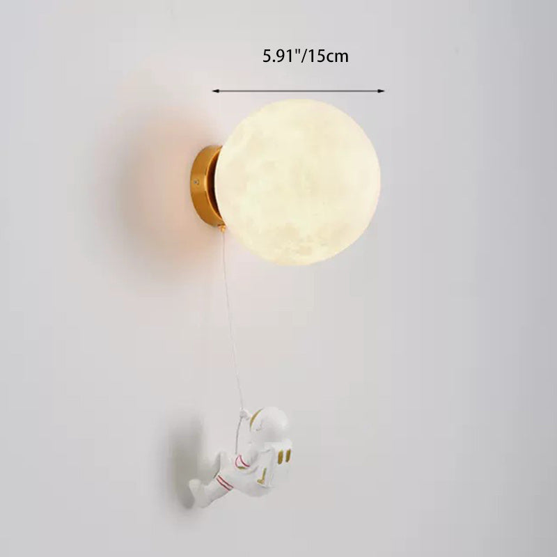 PLA Resin Iron Astronaut Wall Lamp