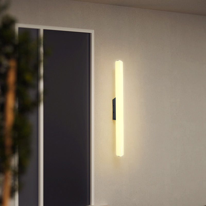 Acrylic Aluminum Cylindrical Strip Outdoor Light