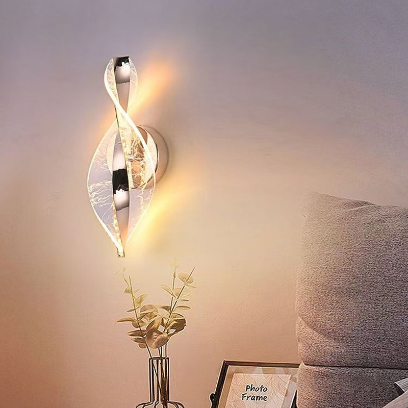 Aluminum Iron Acrylic Twisted Wall Lamp