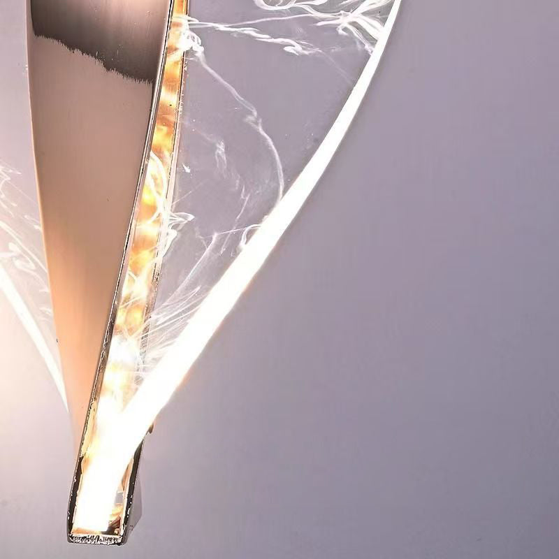Aluminum Iron Acrylic Twisted Wall Lamp