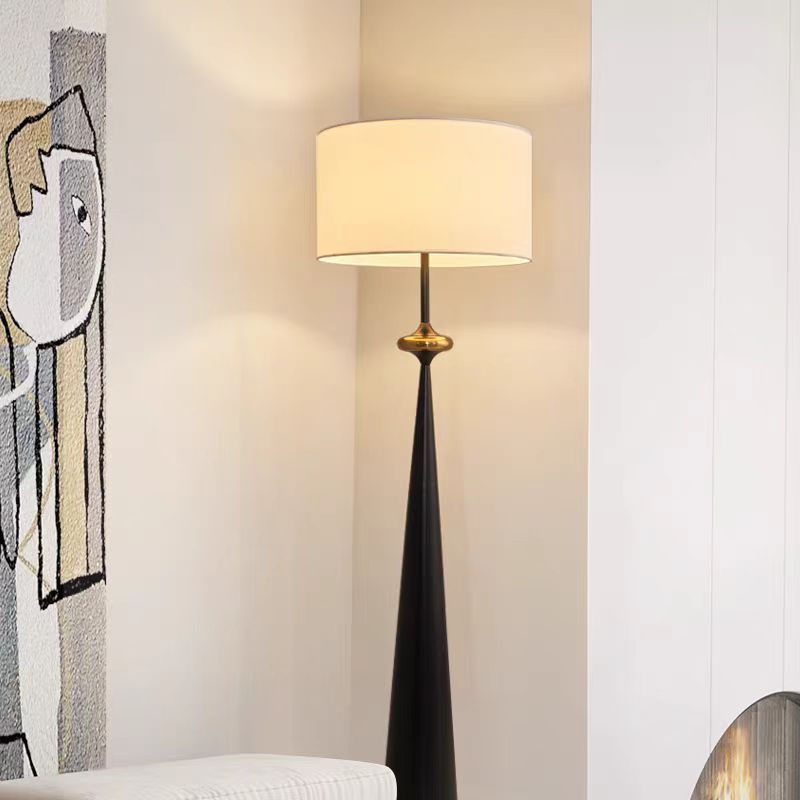 Contemporary Nordic Fabric Iron Column Floor Lamp