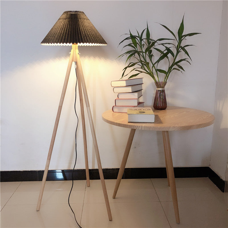 Wood Fabric Pleated Tripod Floor Lamp
