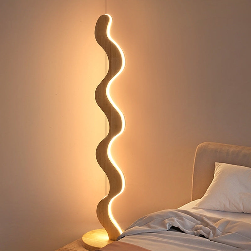Oak Acrylic Wavy Living Floor Lamp
