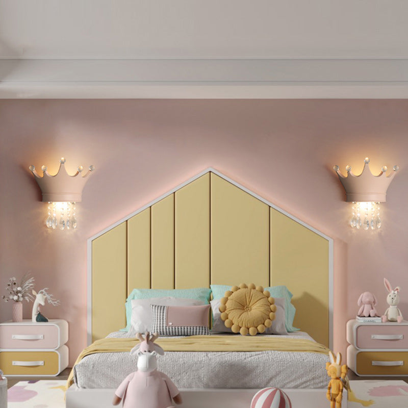 Kids Resin Crystal Crown Wall Lamp
