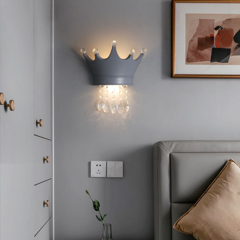 Kids Resin Crystal Crown Wall Lamp