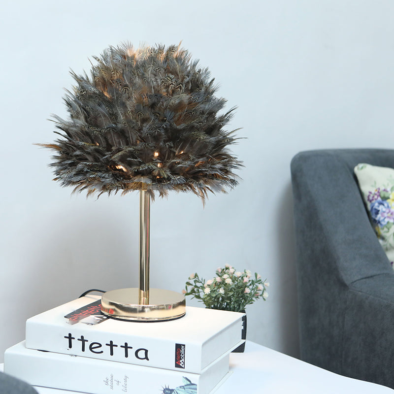 Oval Feather Iron Living Table Lamp