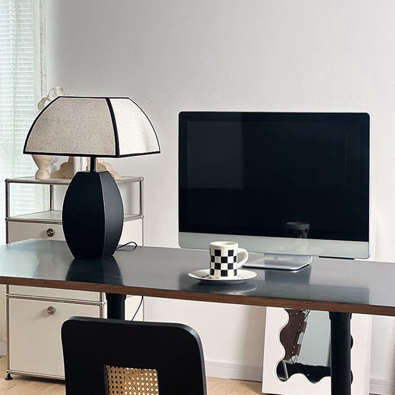 Drum Iron Fabric Living Table Lamp
