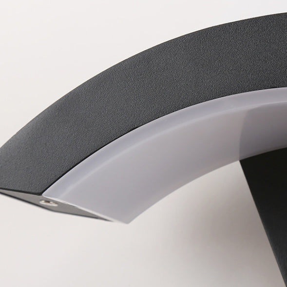 Curved Aluminum Acrylic Garden Outdoor Light