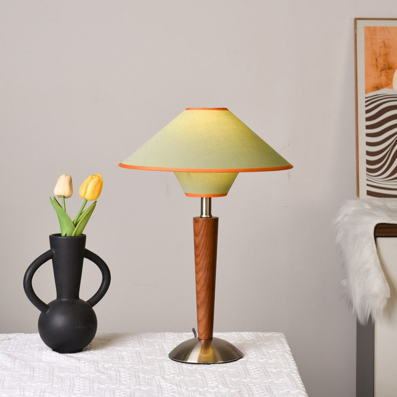 Flying Saucer-Shaped White Wax Table Lamp