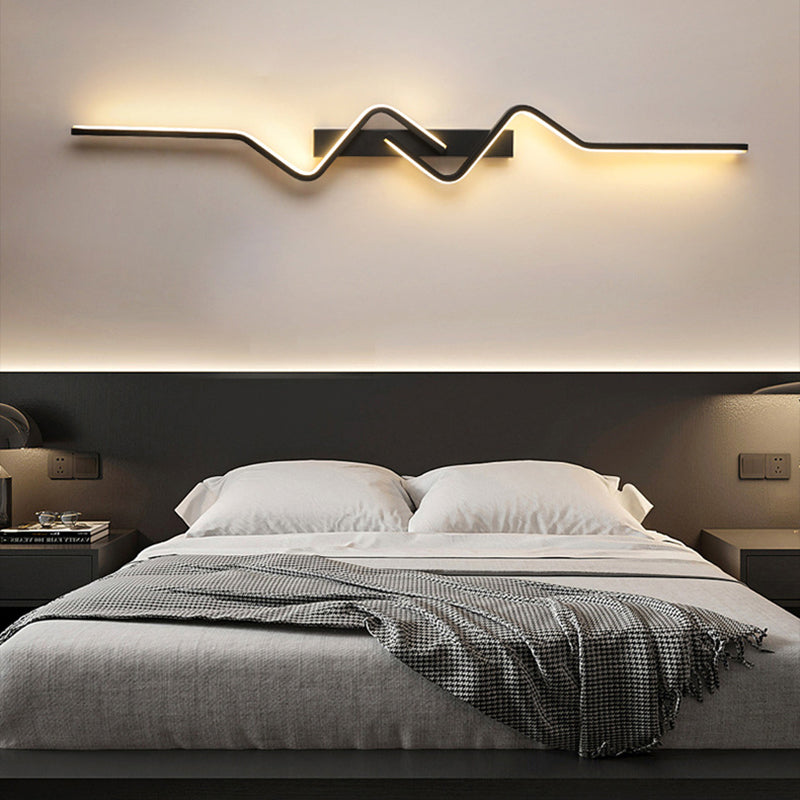 Vertical Irregular Wave Curve Wall Lamp