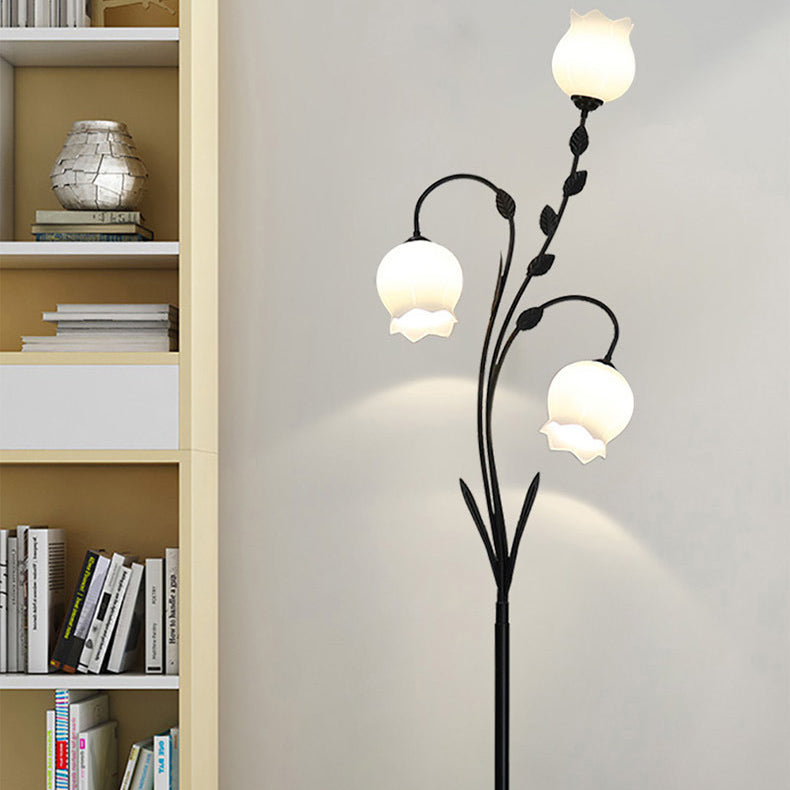 Modern Minimalist Flower-Shaped Iron 3-Light Floor Lamp