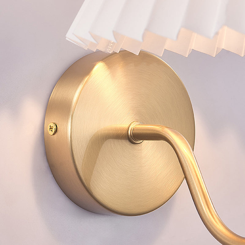 Round Cone Folding Fabric Wall Lamp