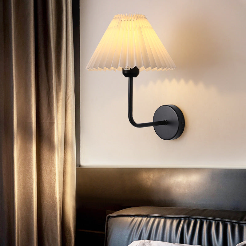 Round Pleated Iron Fabric Wall Lamp