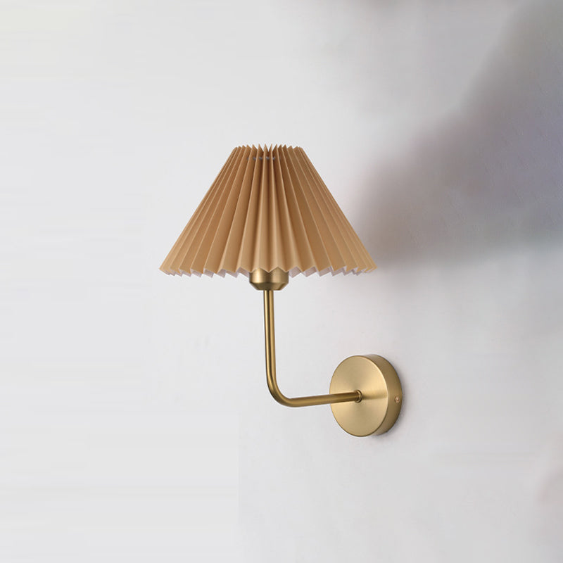 Round Pleated Iron Fabric Wall Lamp