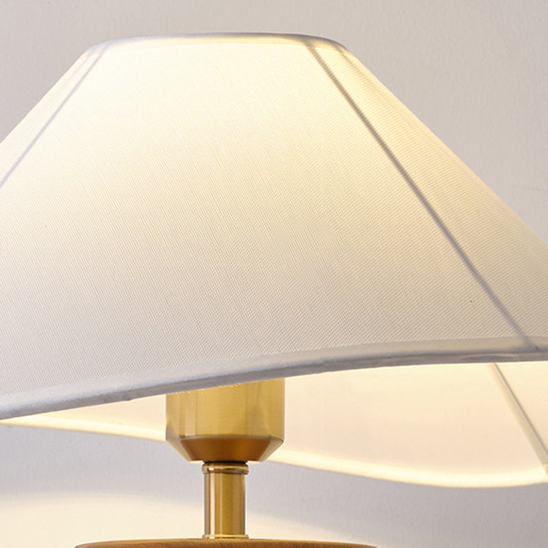 Round Shaped Vase Wooden Table Lamp