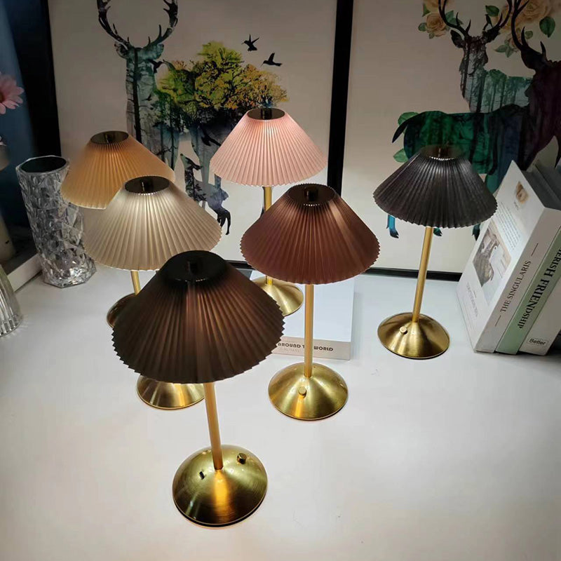 Mushroom Round Plastic Metal Table Lamp