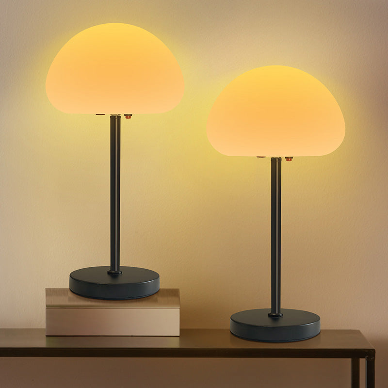 Oval Mushroom Iron PE Table Lamp