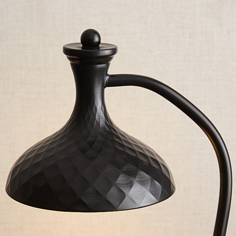 Round Horn Shape Solid Table Lamp