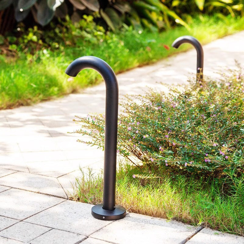 Cylindrical Curved Pole Aluminum Outdoor Light