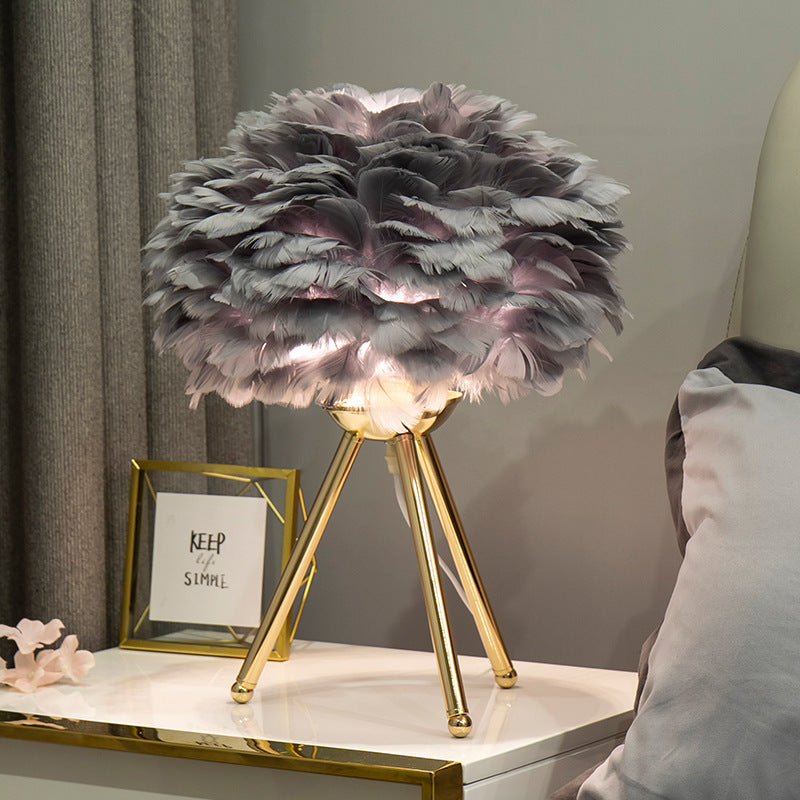 Feather Tripod Iron Frame Table Lamp